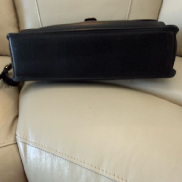 Vintage Coach Beekman Briefcase - Picture 4 of 12